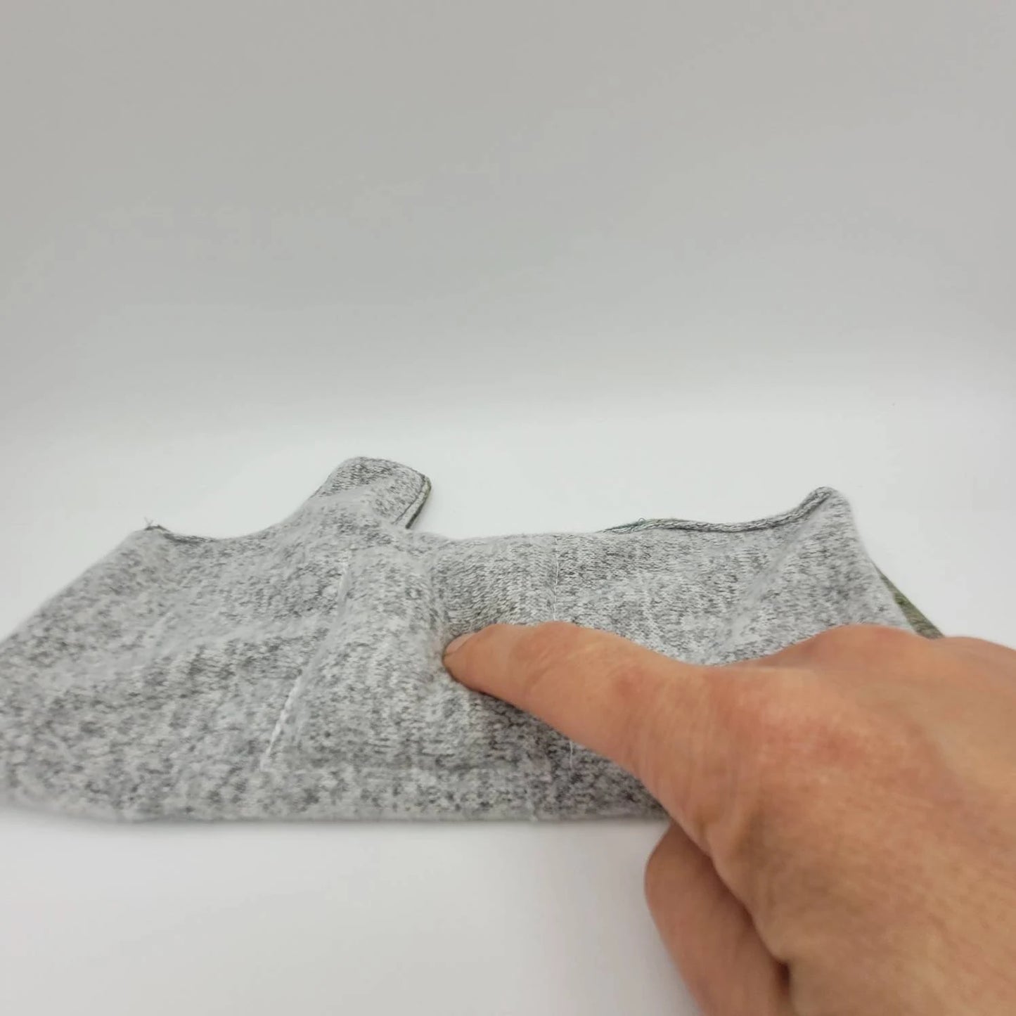 Unisex Pain Relief Computer Accessory | Fingerless Gloves with Mouse Wrist support for Bone Spur and Carpal Tunnel | Pain Relief | Sizes S M L | Pair-left & right